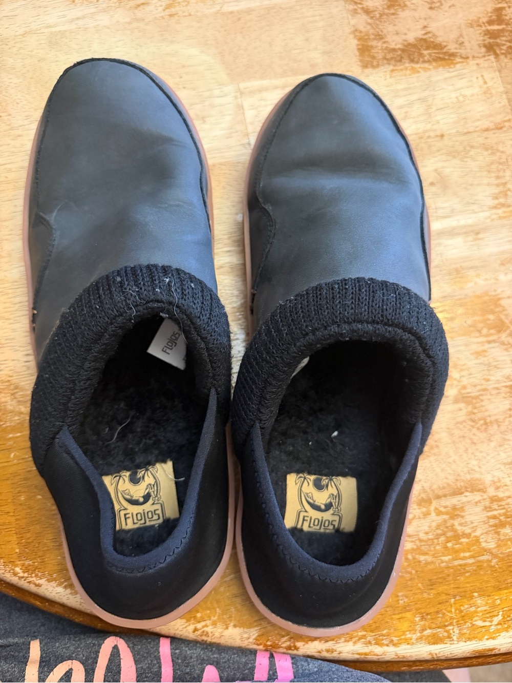 Flojos Unisex Carl Sherpa Lined Slipper Slip-On Comfort Shoes Black Size 11M/12W